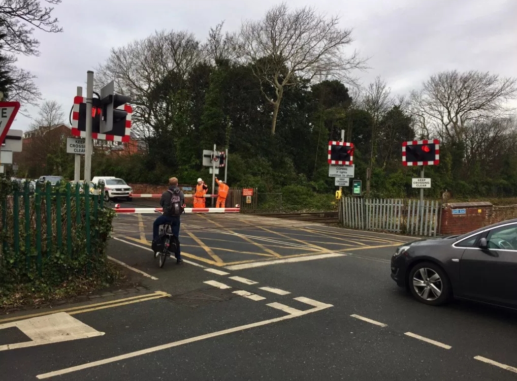 Network Rail on track to fix Crescent Road crossing